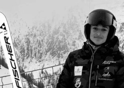 Lya Melan U16 ski études
